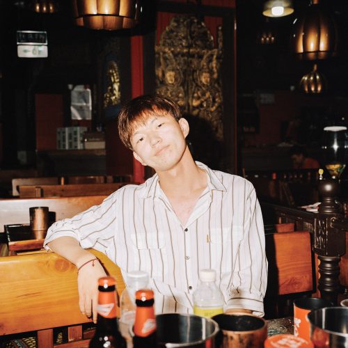 酒馆里的少年，唐山市路北区海伦司小酒馆，2023年6月